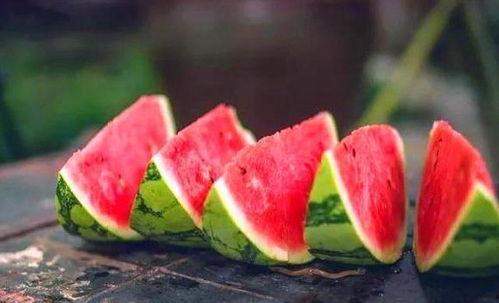 吃瓜热量排行,盘点夏日消暑美食热量排行