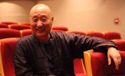 抖音陈佩斯吃瓜,揭秘娱乐圈幕后故事